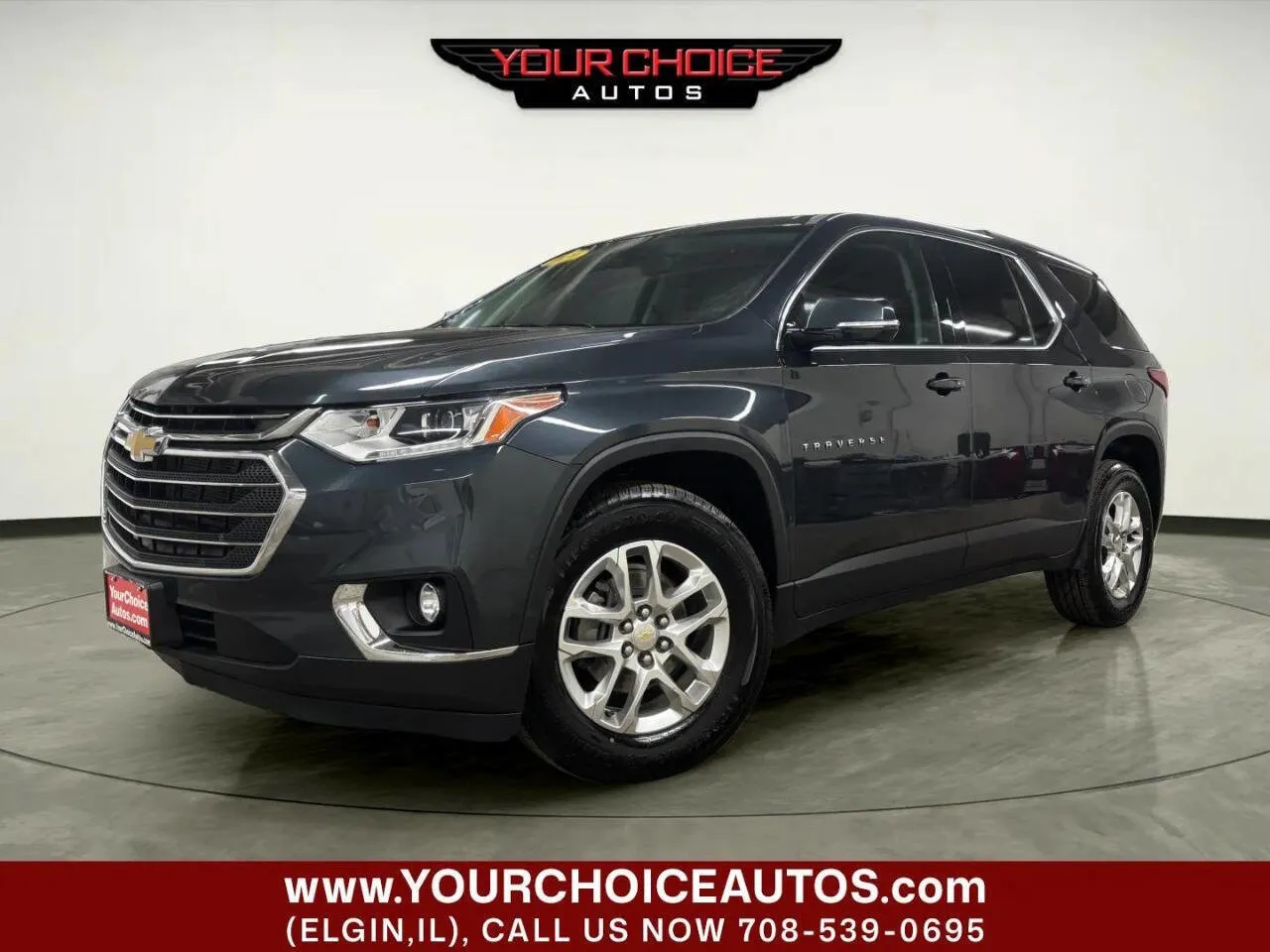 Gray 2020 Chevrolet Traverse LT Cloth for sale in Elgin, IL