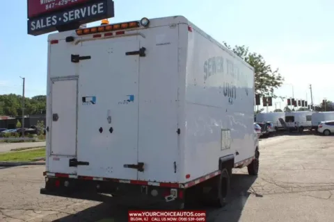 More photos of 1997 Ford E-Series E 350 2dr Commercial/Cutaway/Chassis at Your Choice Autos - Elgin, IL