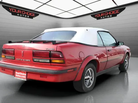 More photos of 1989 Pontiac Sunbird GT at Your Choice Autos - Elgin, IL