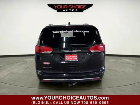 More photos of 2020 Chrysler Pacifica Touring L at Your Choice Autos - Elgin, IL