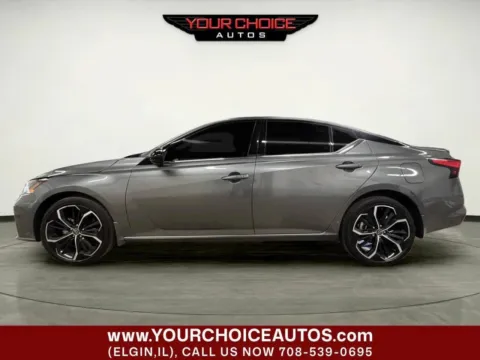 Photos of 2023 Nissan Altima 2.5 SR for sale in Elgin, IL at Your Choice Autos - Elgin