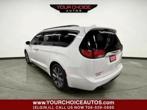 Another view of 2017 Chrysler Pacifica Limited for sale in Elgin, IL at Your Choice Autos - Elgin