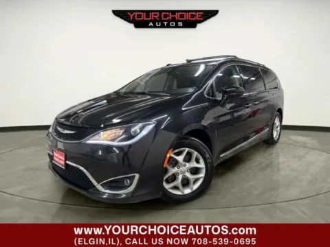 Black 2018 Chrysler Pacifica Touring L for sale in Elgin, IL