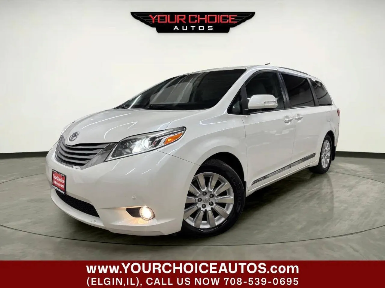 White 2015 Toyota Sienna XLE Premium 8 Passenger 4dr Mini Van for sale in Elgin, IL