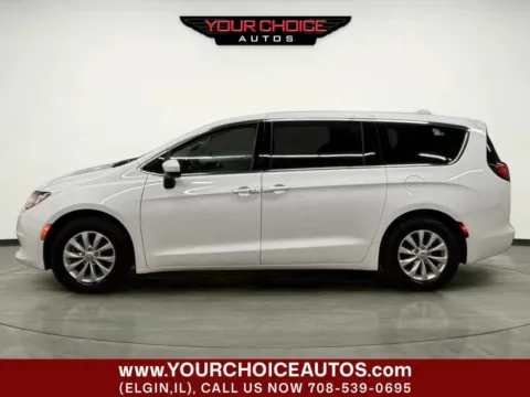 Photos of 2019 Chrysler Pacifica LX for sale in Elgin, IL at Your Choice Autos - Elgin
