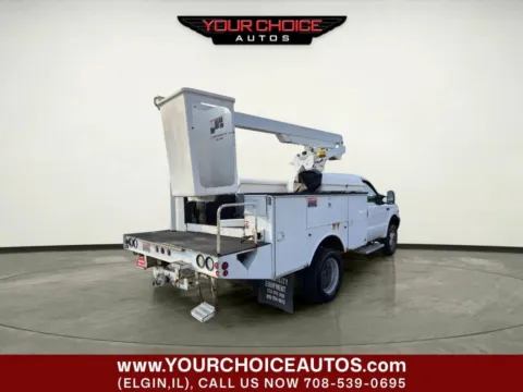 More photos of 2003 Ford Super Duty F-450 DRW 4X2 2dr Regular Cab 140.8 200.8 in. WB at Your Choice Autos - Elgin, IL