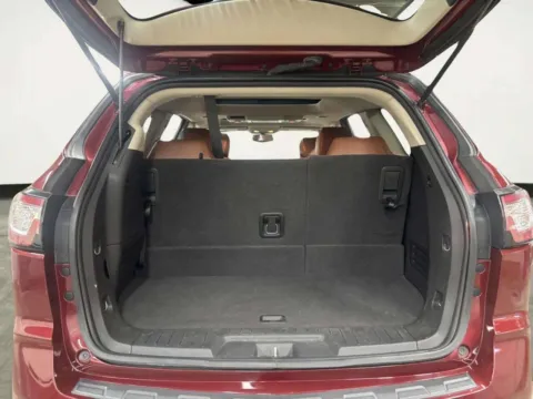More photos of 2016 Chevrolet Traverse LT at Your Choice Autos - Elgin, IL