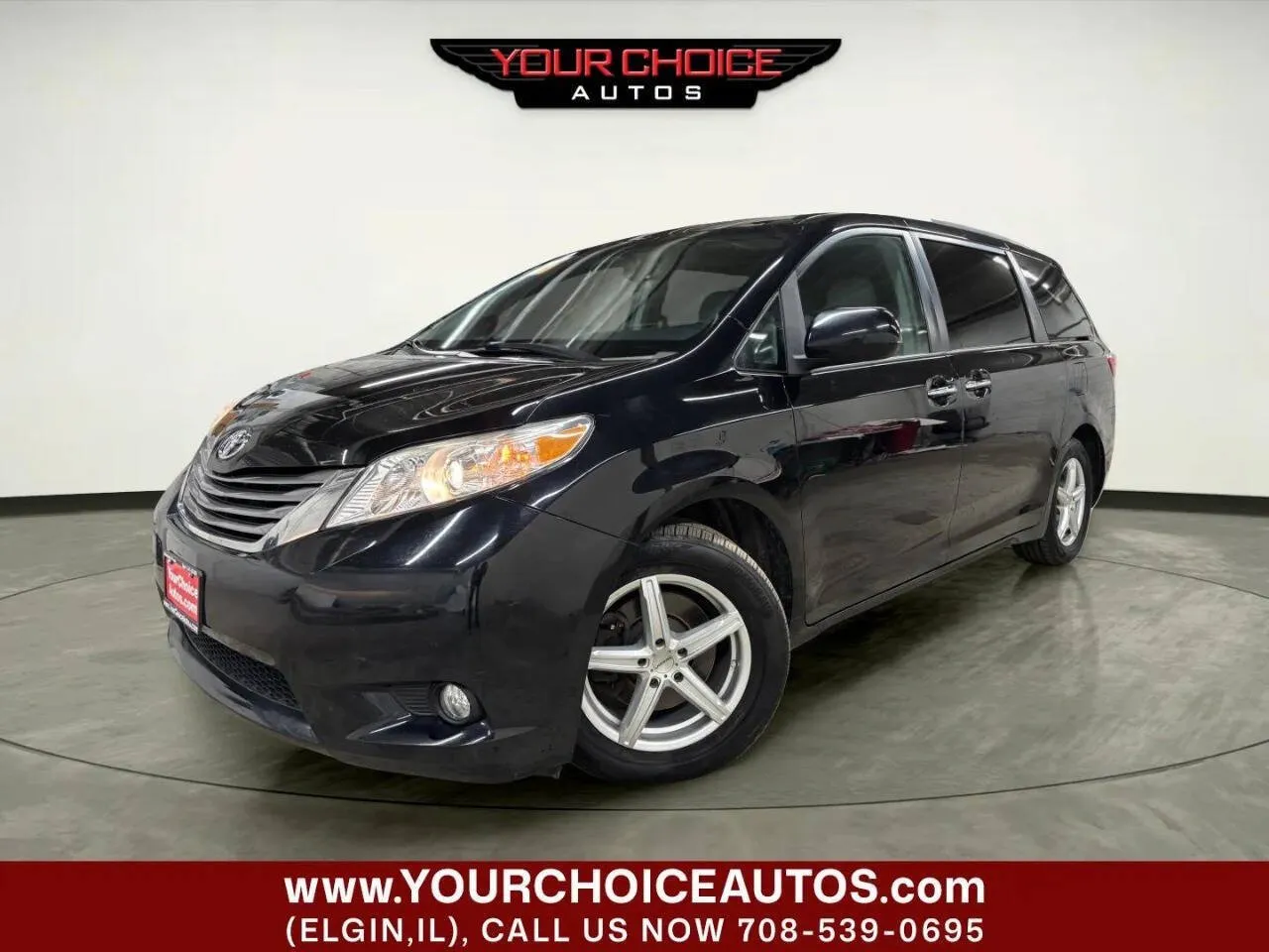 Black 2015 Toyota Sienna XLE 8 Passenger 4dr Mini Van for sale in Elgin, IL