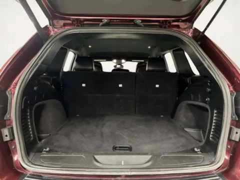More photos of 2019 Jeep Grand Cherokee Altitude at Your Choice Autos - Elgin, IL