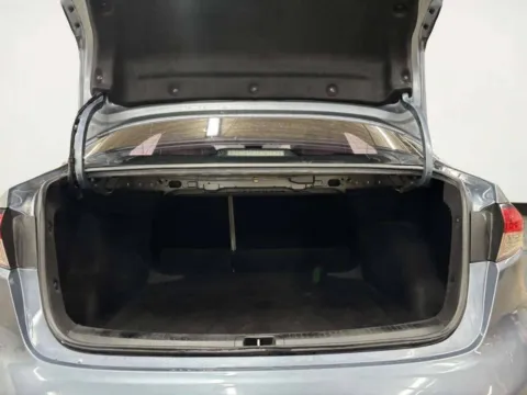 More photos of 2020 Toyota Corolla LE at Your Choice Autos - Elgin, IL