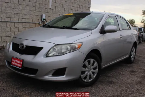 Silver 2009 Toyota Corolla Base 4dr Sedan 4A for sale in Elgin, IL