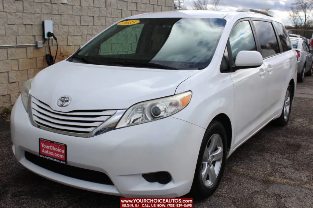 2015 Toyota Sienna LE 7 Passenger Auto Access Seat 4dr Mini Van for sale in Elgin, IL