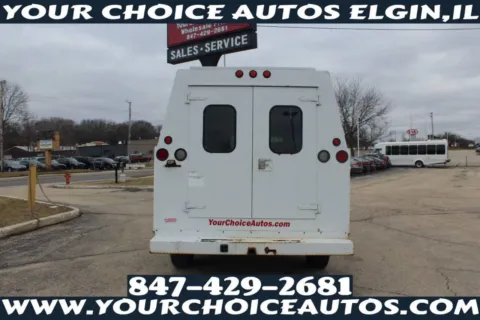 More photos of 2002 Ford Econoline Commercial Cutaway E 350 SD 2dr Commercial/Cutaway/Chassis 138 176 in. WB at Your Choice Autos - Elgin, IL