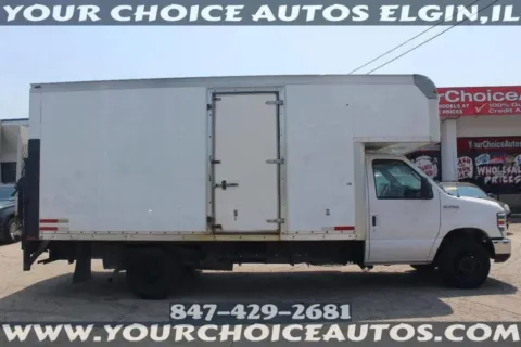 More photos of 2017 Ford E-Series Cutaway E 450 SD 2dr Commercial/Cutaway/Chassis 138 176 in. WB at Your Choice Autos - Elgin, IL