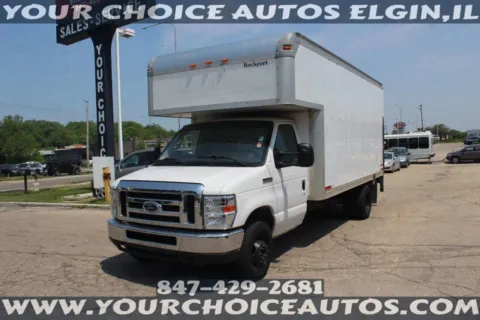 White 2017 Ford E-Series Cutaway E 450 SD 2dr Commercial/Cutaway/Chassis 138 176 in. WB for sale in Elgin, IL
