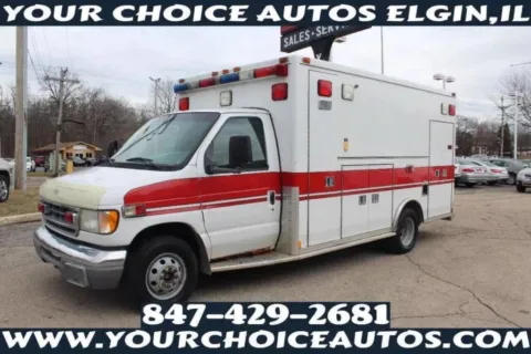 White 2002 Ford Econoline Commercial Cutaway E 450 SD 2dr Commercial/Cutaway/Chassis 158 176 in. WB for sale in Elgin, IL