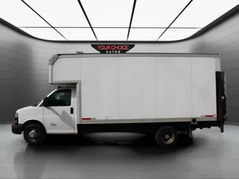 Photos of 2018 Chevrolet Express Commercial Cutaway 4500 2dr Commercial/Cutaway/Chassis 177 in. WB for sale in Elgin, IL at Your Choice Autos - Elgin