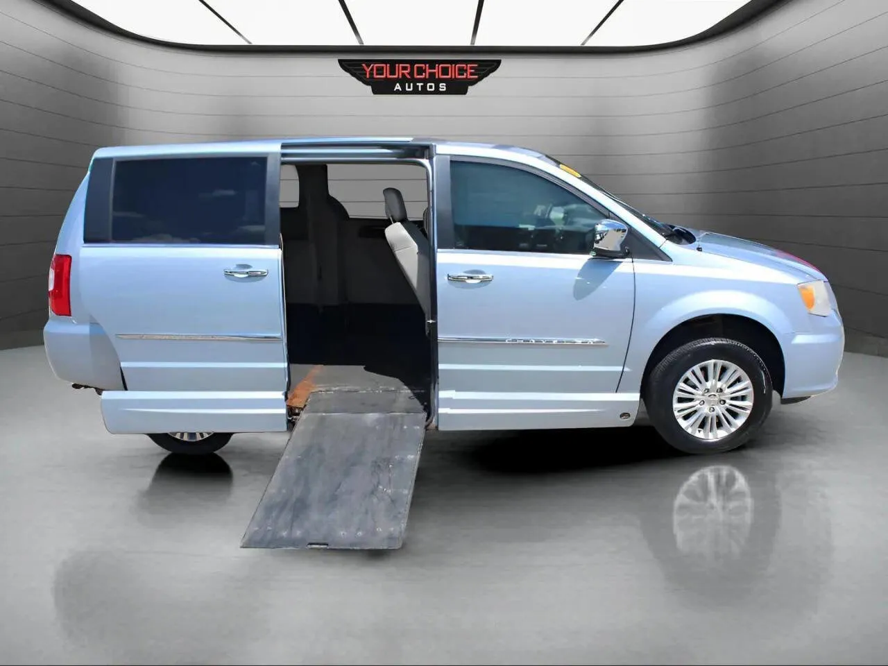 Blue 2012 Chrysler Town & Country Limited for sale in Elgin, IL