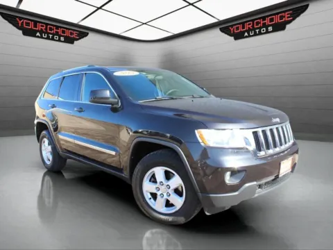 Another view of 2013 Jeep Grand Cherokee Laredo for sale in Elgin, IL at Your Choice Autos - Elgin