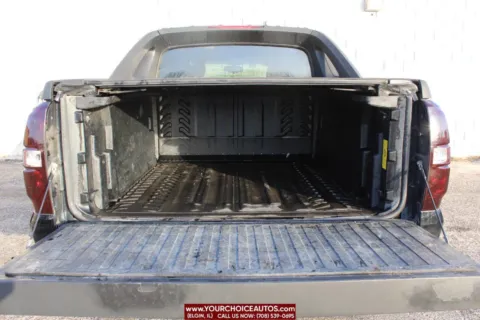 More photos of 2011 Chevrolet Avalanche LS at Your Choice Autos - Elgin, IL