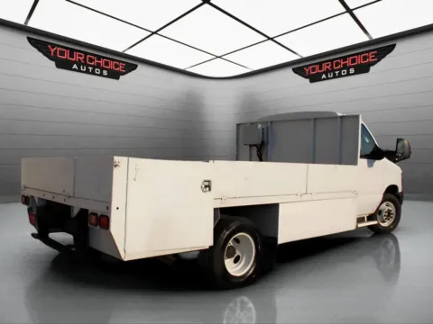 More photos of 2011 Ford Econoline Commercial Cutaway E 450 SD 2dr Commercial/Cutaway/Chassis 158 176 in. WB at Your Choice Autos - Elgin, IL