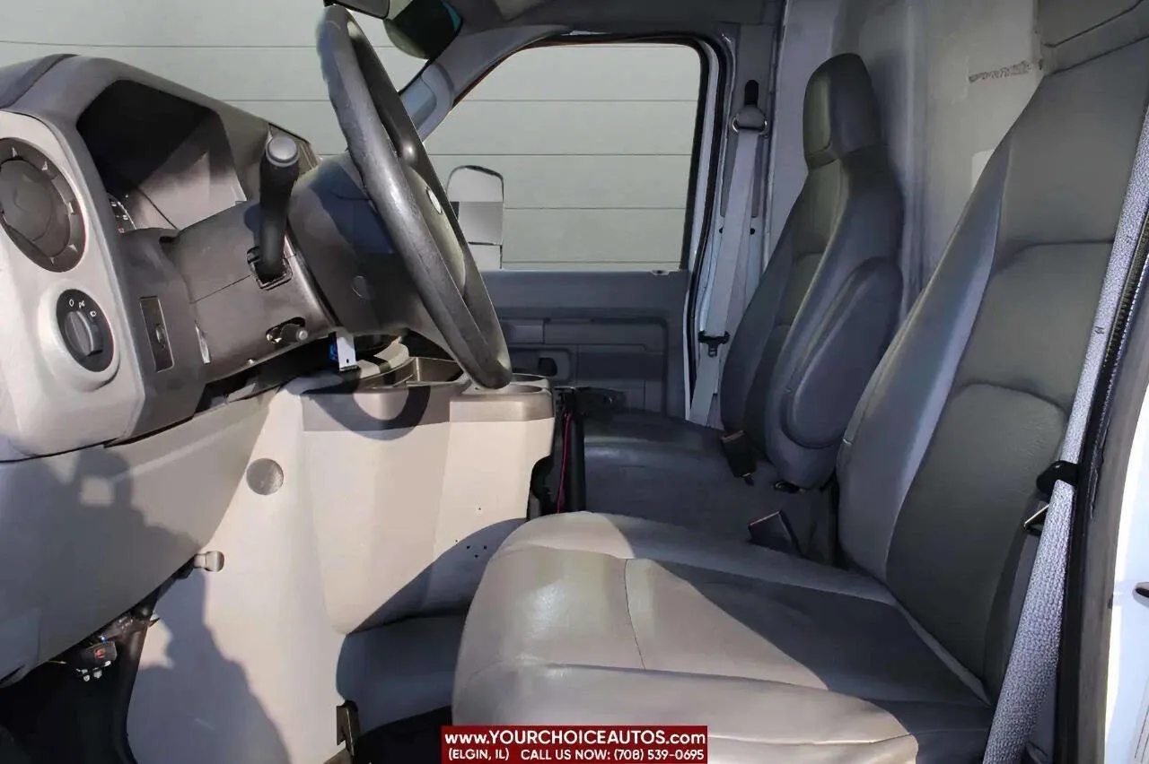 2011 Ford Econoline - Photo 10