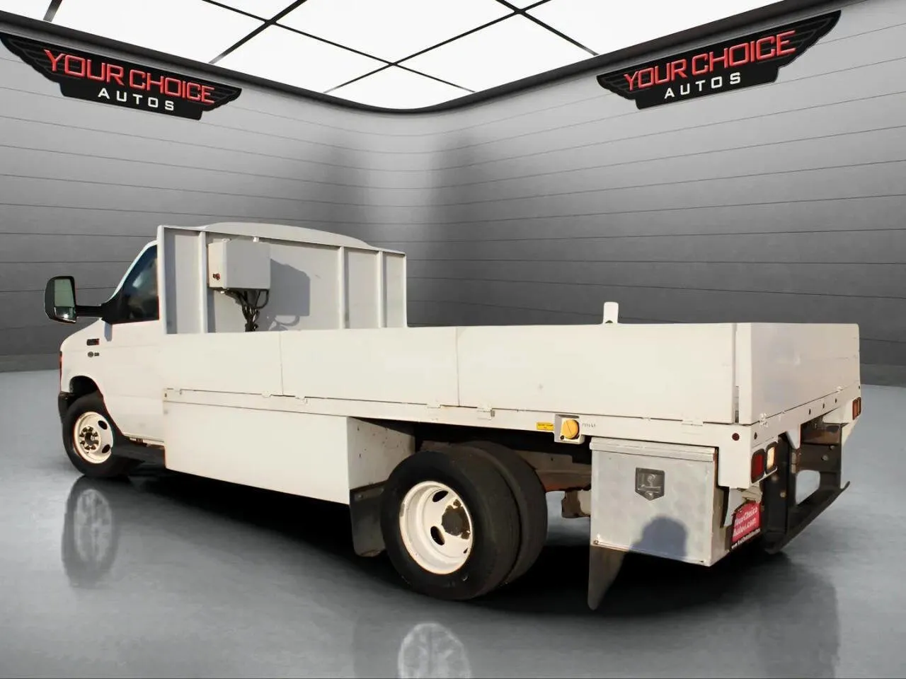 2011 Ford Econoline - Photo 7