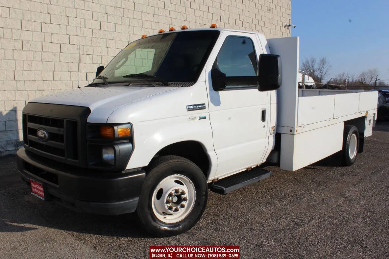 White 2011 Ford Econoline Commercial Cutaway E 450 SD 2dr Commercial/Cutaway/Chassis 158 176 in. WB for sale in Elgin, IL