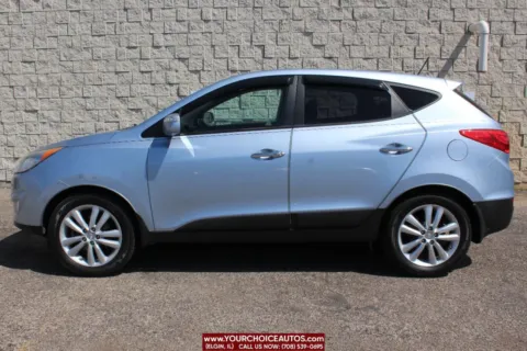 Photos of 2013 Hyundai Tucson Limited for sale in Elgin, IL at Your Choice Autos - Elgin