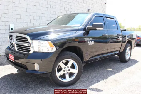 Black 2017 Ram 1500 Express for sale in Elgin, IL