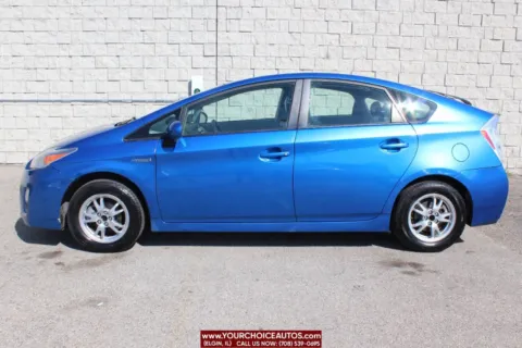 Photos of 2010 Toyota Prius II 4dr Hatchback for sale in Elgin, IL at Your Choice Autos - Elgin