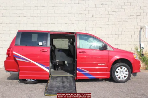 Red 2015 Dodge Grand Caravan SE for sale in Elgin, IL