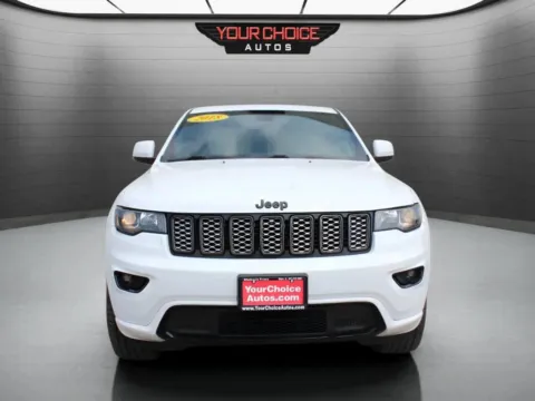 Photos of 2018 Jeep Grand Cherokee Altitude for sale in Elgin, IL at Your Choice Autos - Elgin