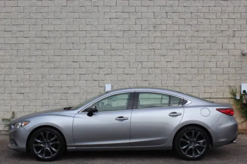 Photos of 2015 Mazda Mazda6 i Touring for sale in Elgin, IL at Your Choice Autos - Elgin