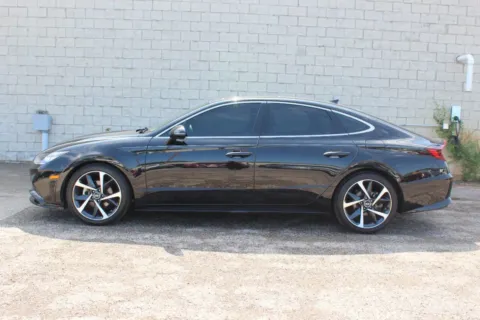 Photos of 2021 Hyundai Sonata SEL Plus for sale in Elgin, IL at Your Choice Autos - Elgin