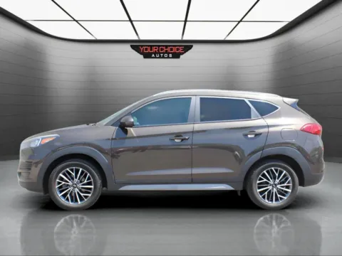 Photos of 2020 Hyundai Tucson SEL for sale in Elgin, IL at Your Choice Autos - Elgin