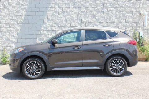 Photos of 2020 Hyundai Tucson SEL for sale in Elgin, IL at Your Choice Autos - Elgin