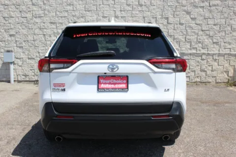 More photos of 2021 Toyota RAV4 LE at Your Choice Autos - Elgin, IL