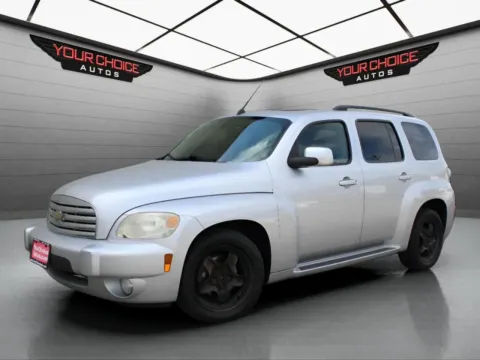 Silver 2011 Chevrolet HHR LT w/1LT for sale in Elgin, IL