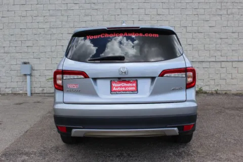 More photos of 2020 Honda Pilot EX at Your Choice Autos - Elgin, IL
