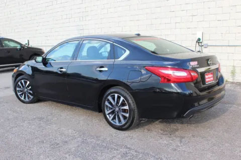 Another view of 2017 Nissan Altima 2.5 SV for sale in Elgin, IL at Your Choice Autos - Elgin