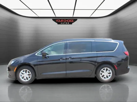 Photos of 2021 Chrysler Voyager LXI for sale in Elgin, IL at Your Choice Autos - Elgin
