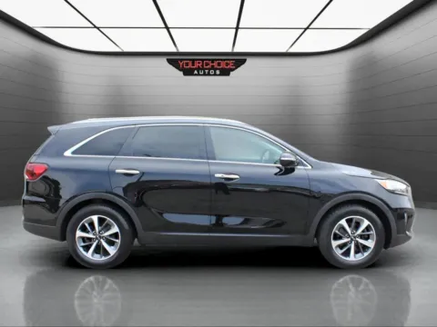 More photos of 2019 Kia Sorento EX V6 at Your Choice Autos - Elgin, IL