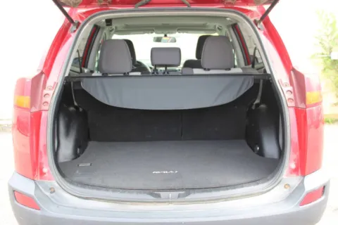 More photos of 2015 Toyota RAV4 XLE at Your Choice Autos - Elgin, IL