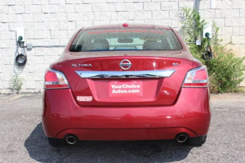 More photos of 2015 Nissan Altima 2.5 SL at Your Choice Autos - Elgin, IL