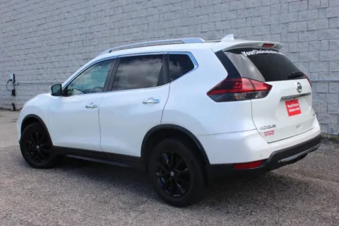 Another view of 2020 Nissan Rogue SV for sale in Elgin, IL at Your Choice Autos - Elgin