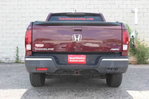 More photos of 2017 Honda Ridgeline RTL at Your Choice Autos - Elgin, IL