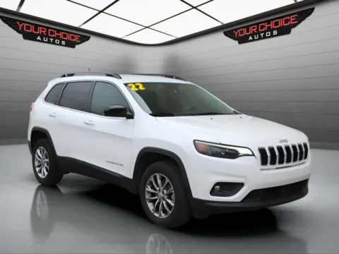 Another view of 2022 Jeep Cherokee Latitude Lux for sale in Elgin, IL at Your Choice Autos - Elgin