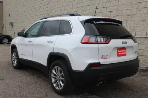 Another view of 2022 Jeep Cherokee Latitude Lux for sale in Elgin, IL at Your Choice Autos - Elgin