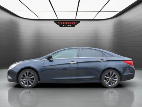 Photos of 2011 Hyundai Sonata SE for sale in Elgin, IL at Your Choice Autos - Elgin